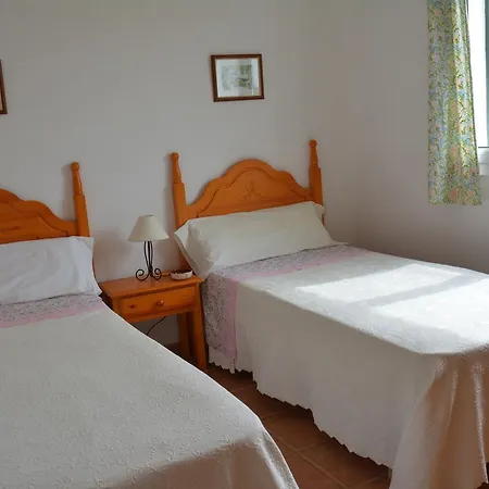 Chalet Para 6 En San Lluis Menorca *